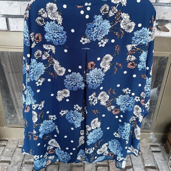 Blue Floral Blouse - Picture 2 of 4